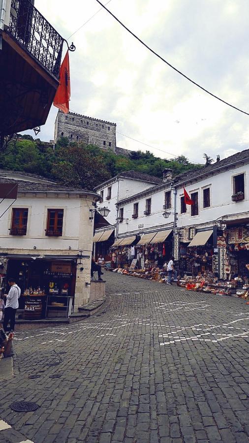 Santa Room-Old Bazaar Center-Gjirokastër Esterno foto
