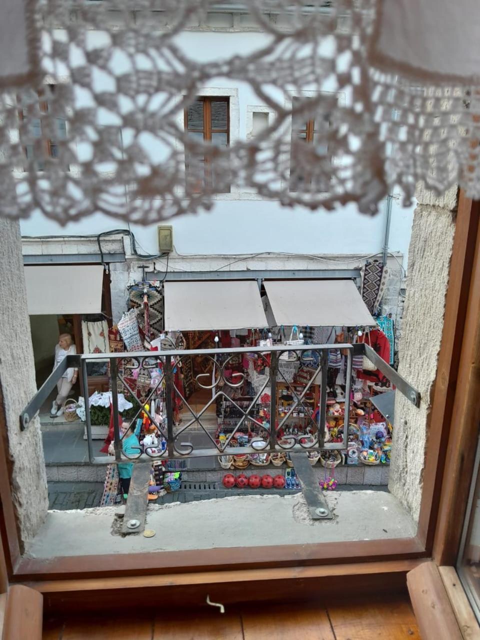 Santa Room-Old Bazaar Center-Gjirokastër Esterno foto