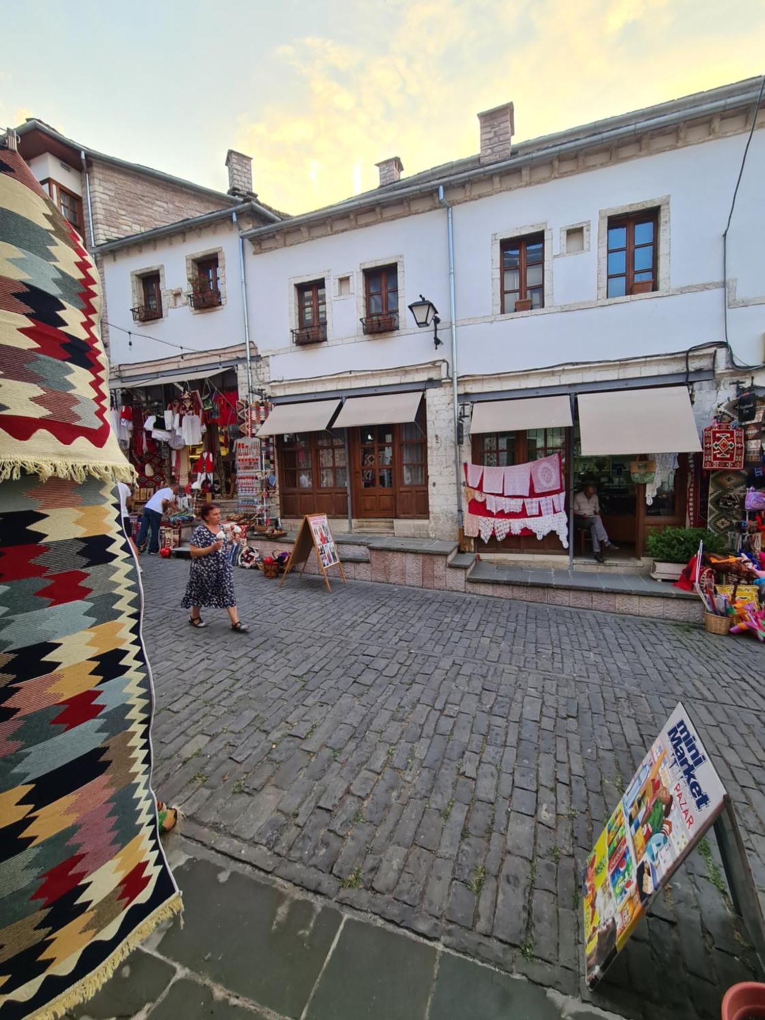 Santa Room-Old Bazaar Center-Gjirokastër Esterno foto