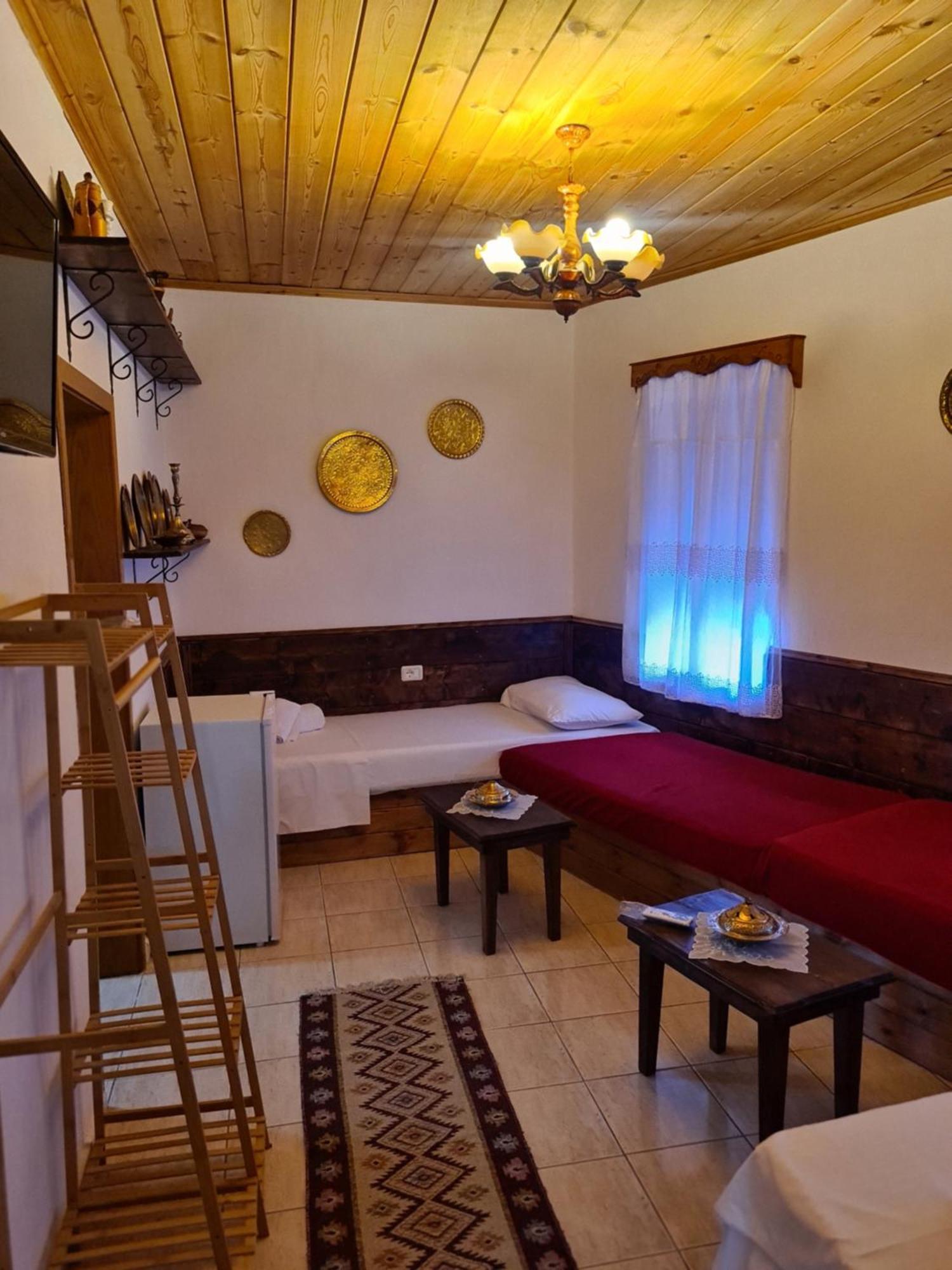 Santa Room-Old Bazaar Center-Gjirokastër Esterno foto