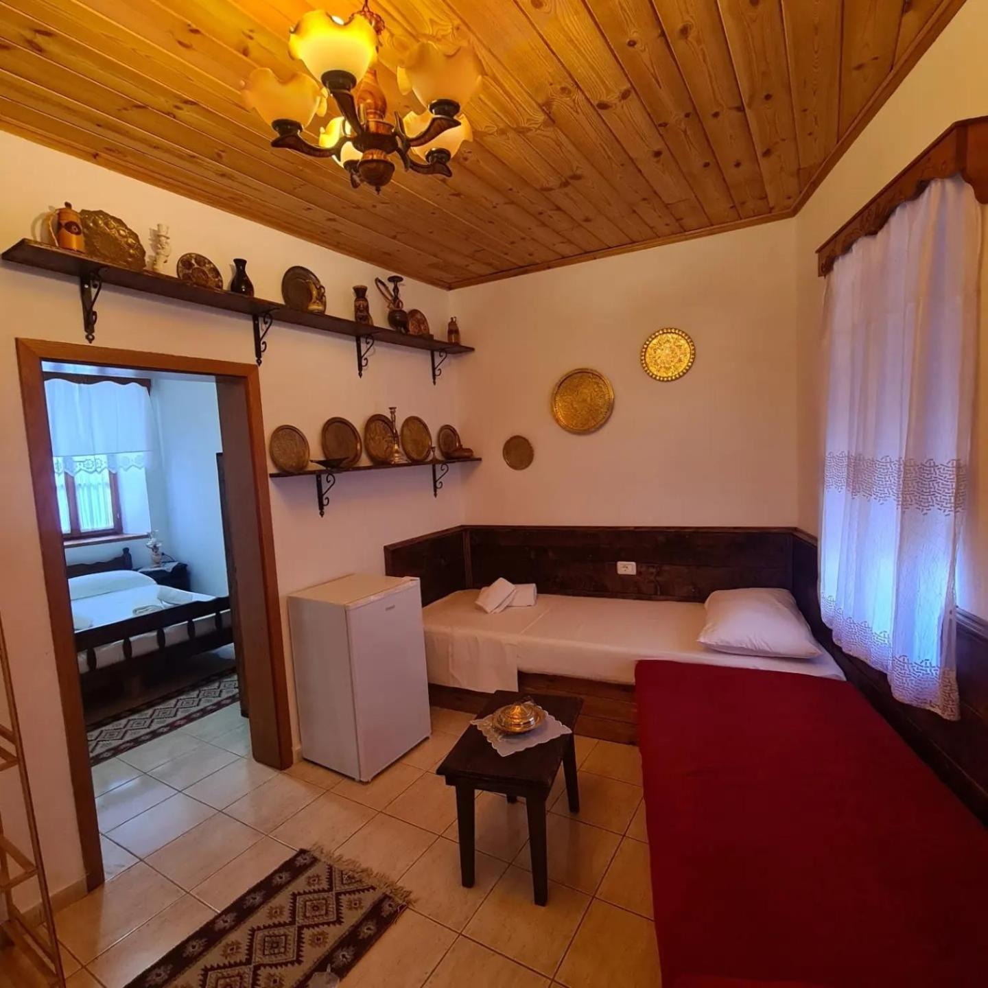 Santa Room-Old Bazaar Center-Gjirokastër Esterno foto